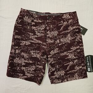 Under Armour Golf Printed Shorts Maroon Cream 1377303 Men's Size 32